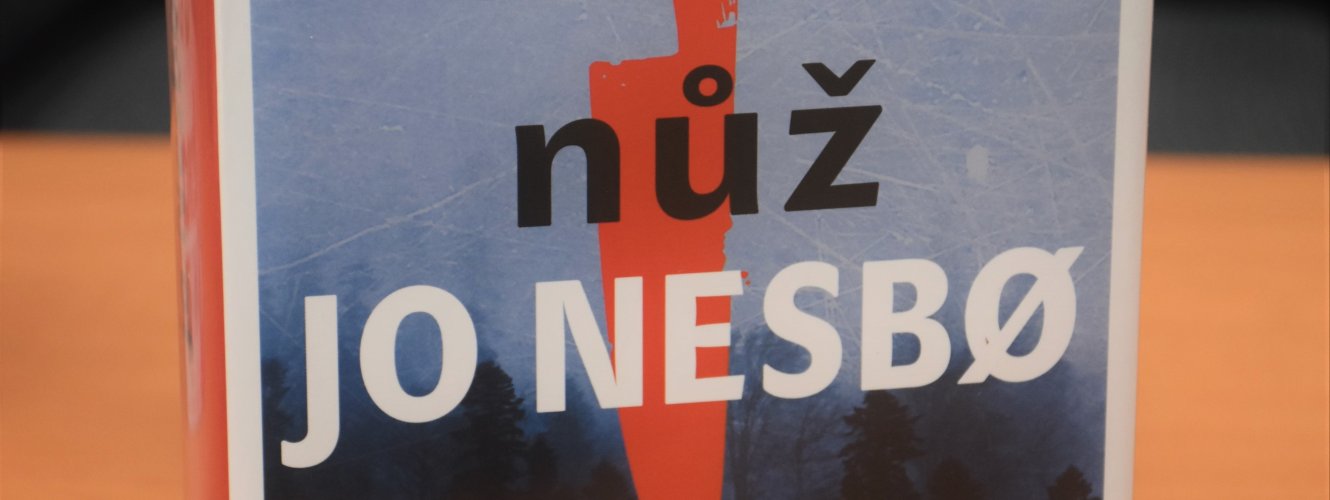 Nůž